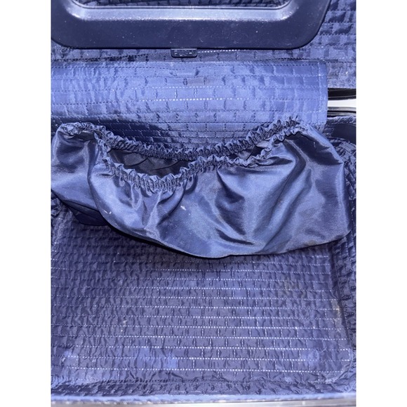 VTG Blue Floral Tapestry Train Case Makeup Cosmetic Travel Hard Shell w/ Keys - Picture 3 of 5